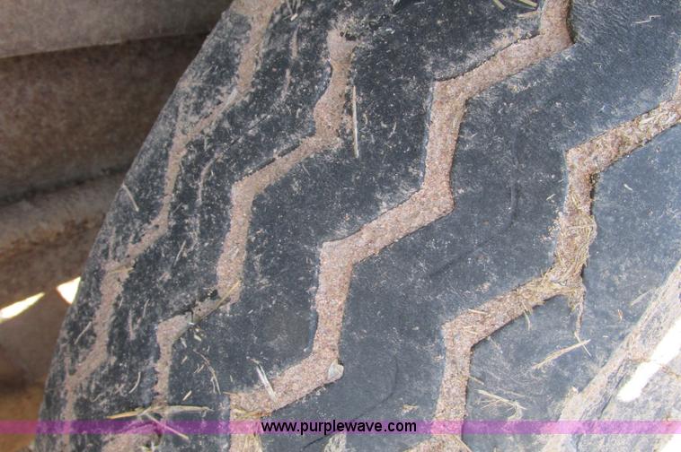 image for item E5113 1992 Felling tandem axle trailer