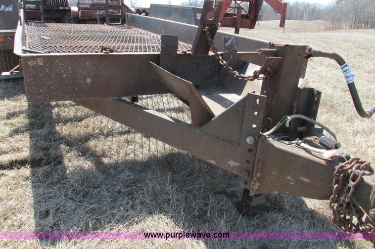 image for item E5113 1992 Felling tandem axle trailer