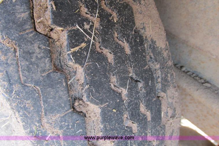 image for item E5113 1992 Felling tandem axle trailer