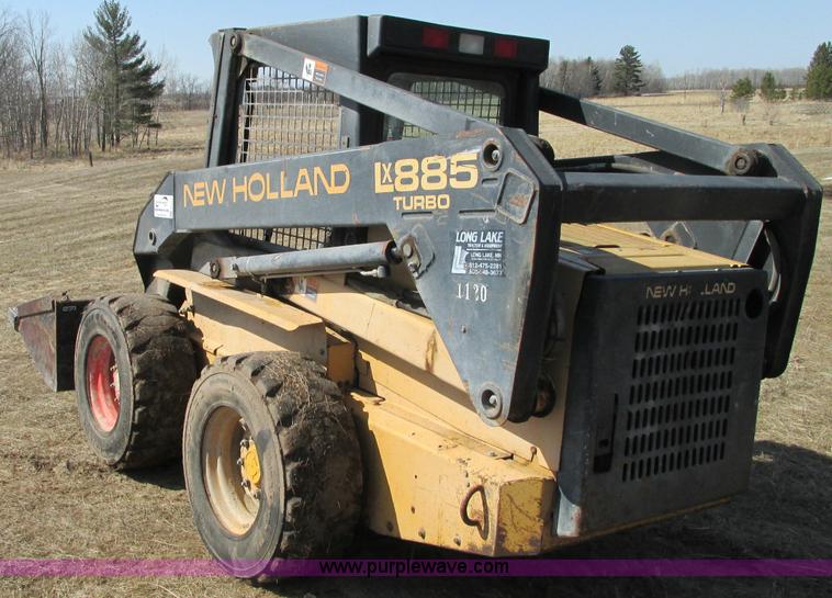 image for item E5117 1995 New Holland LX885 Turbo skid steer