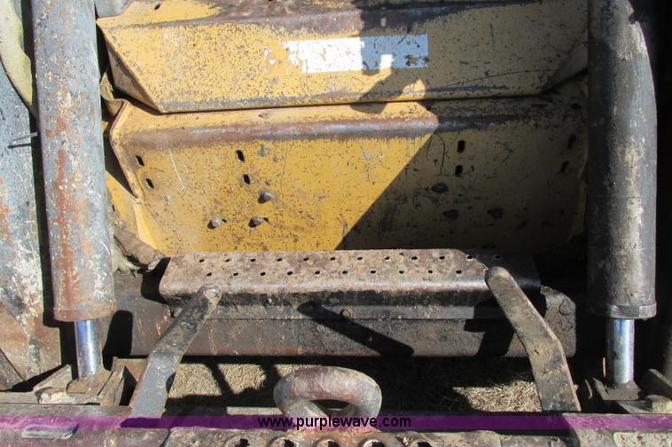 image for item E5117 1995 New Holland LX885 Turbo skid steer