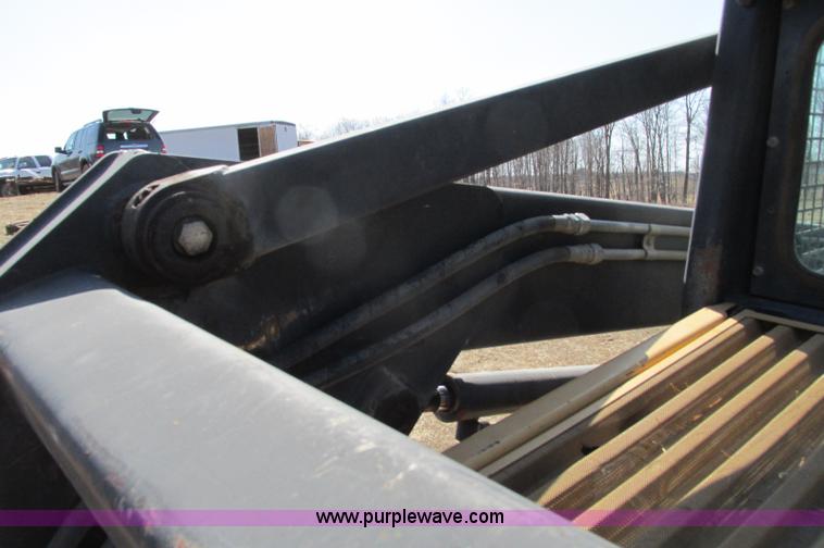 image for item E5117 1995 New Holland LX885 Turbo skid steer