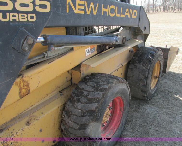 image for item E5117 1995 New Holland LX885 Turbo skid steer