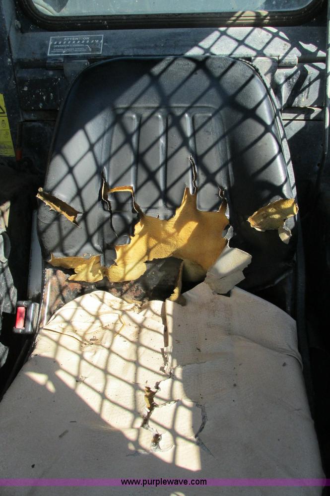 image for item E5117 1995 New Holland LX885 Turbo skid steer