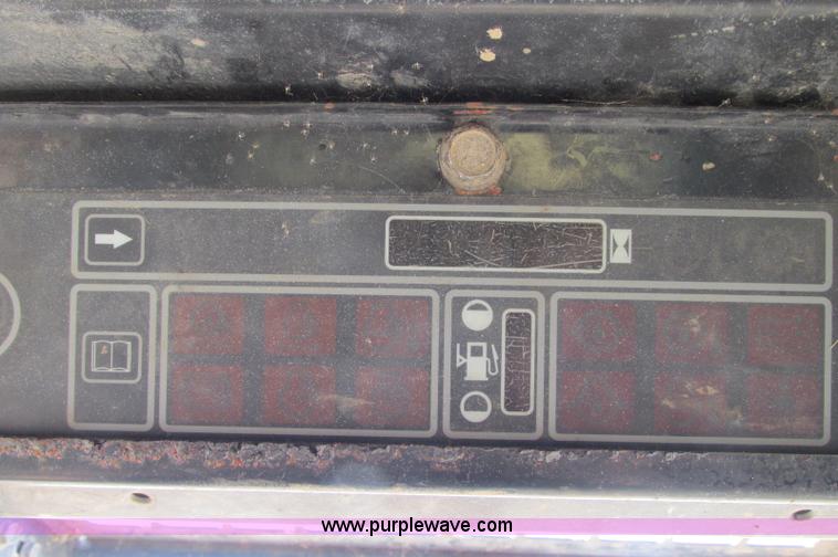 image for item E5117 1995 New Holland LX885 Turbo skid steer