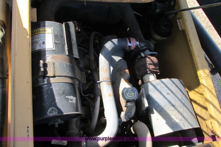 image for item E5117 1995 New Holland LX885 Turbo skid steer