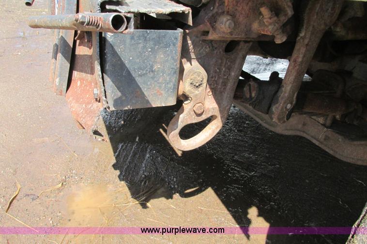 image for item E5125 1974 Mack R600 semi truck