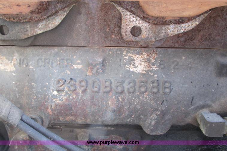 image for item E5125 1974 Mack R600 semi truck