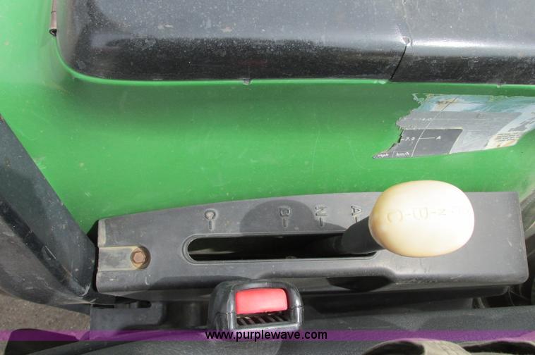 image for item E5131 2002 John Deere 4410 MFWD tractor