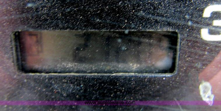 image for item E5131 2002 John Deere 4410 MFWD tractor