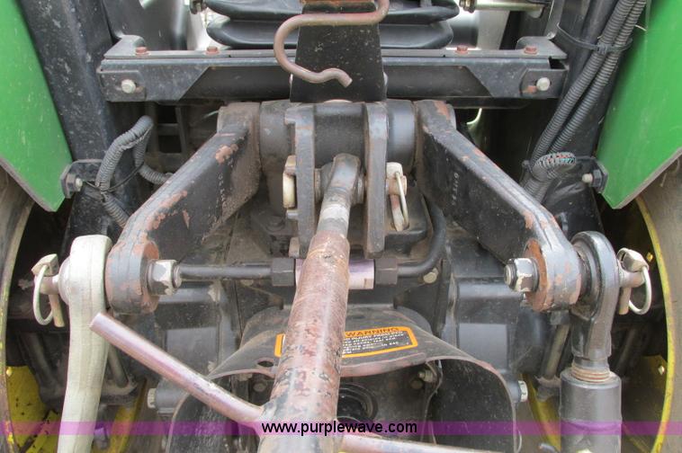 image for item E5131 2002 John Deere 4410 MFWD tractor