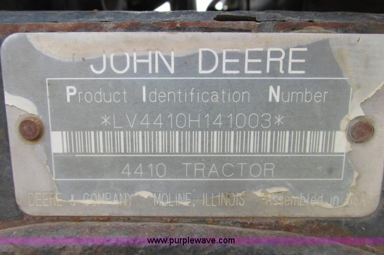 image for item E5131 2002 John Deere 4410 MFWD tractor