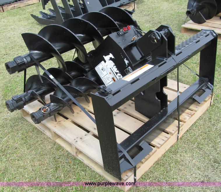 image for item F8587 Lowe 750 CH hydraulic auger attachment