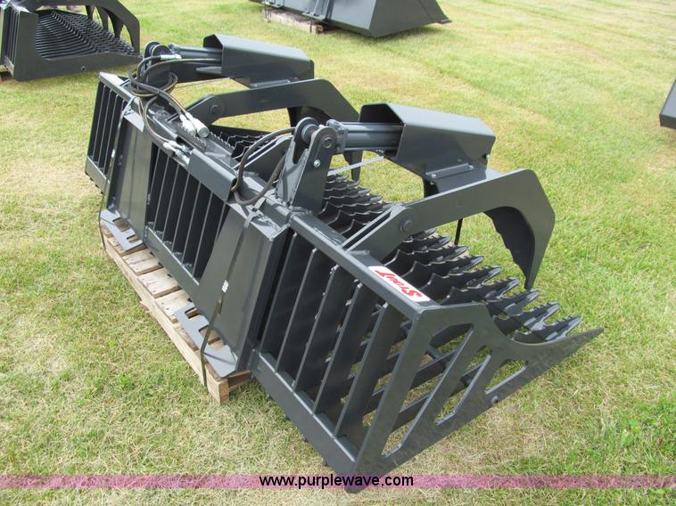 image for item F8588 Stout HD72 rock bucket grapple attachment