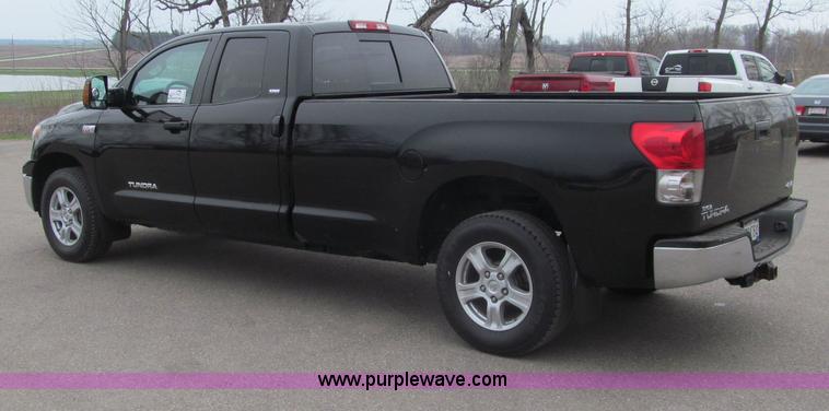 image for item G2930 2007 Toyota Tundra SR5 Double Cab pickup truck