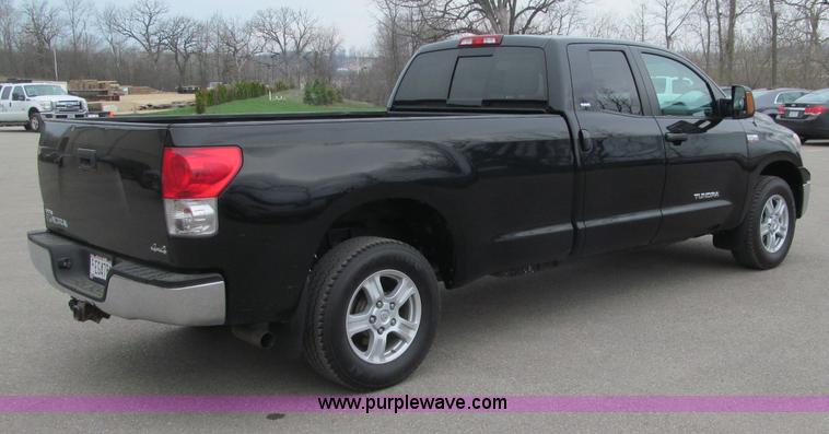 image for item G2930 2007 Toyota Tundra SR5 Double Cab pickup truck