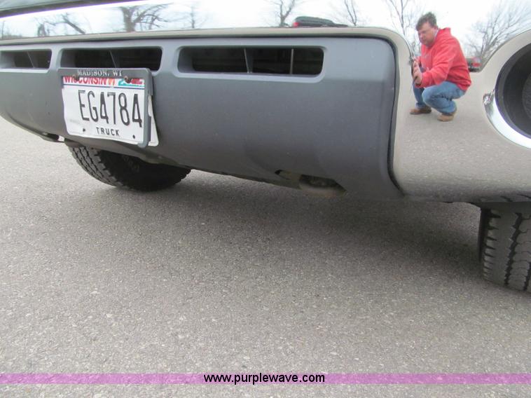 image for item G2930 2007 Toyota Tundra SR5 Double Cab pickup truck