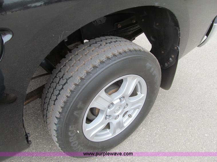 image for item G2930 2007 Toyota Tundra SR5 Double Cab pickup truck