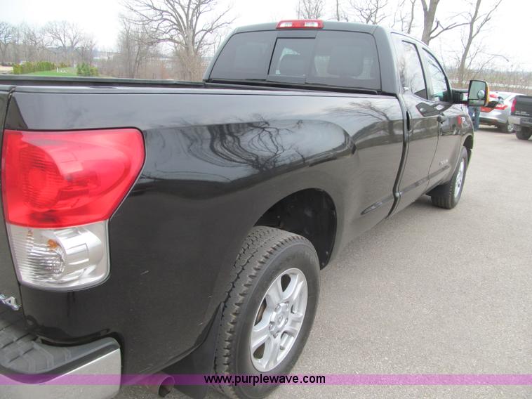 image for item G2930 2007 Toyota Tundra SR5 Double Cab pickup truck