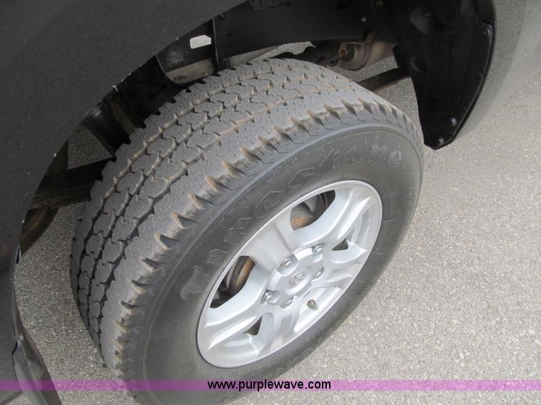 image for item G2930 2007 Toyota Tundra SR5 Double Cab pickup truck