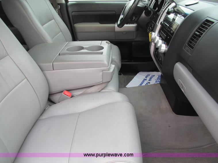 image for item G2930 2007 Toyota Tundra SR5 Double Cab pickup truck