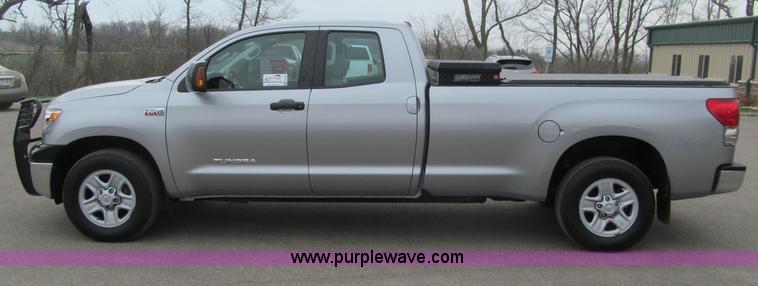 image for item G2931 2008 Toyota Tundra SR5 Double Cab pickup truck
