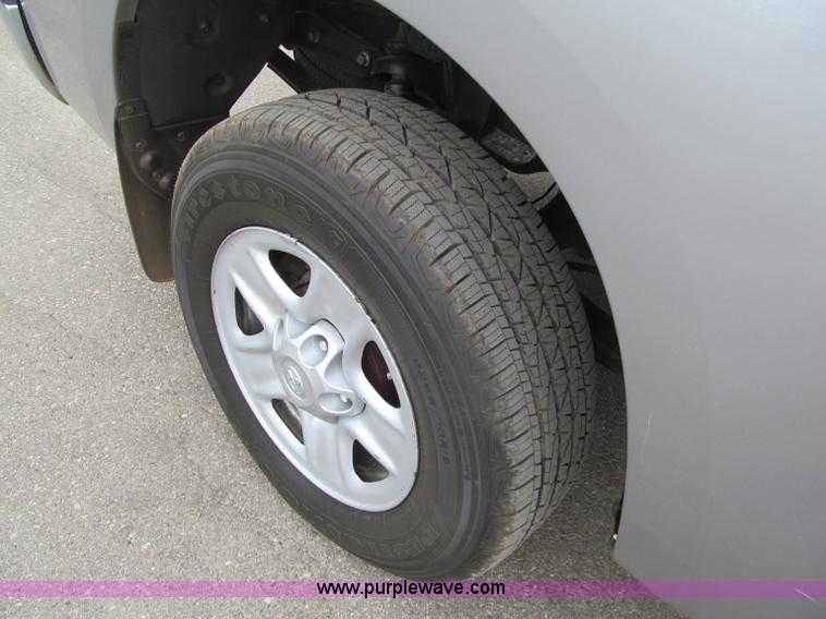 image for item G2931 2008 Toyota Tundra SR5 Double Cab pickup truck