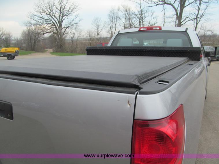 image for item G2931 2008 Toyota Tundra SR5 Double Cab pickup truck