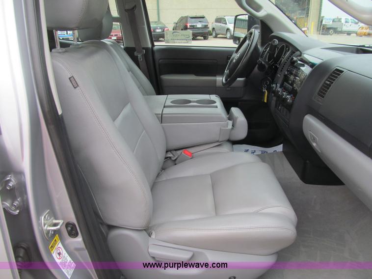 image for item G2931 2008 Toyota Tundra SR5 Double Cab pickup truck