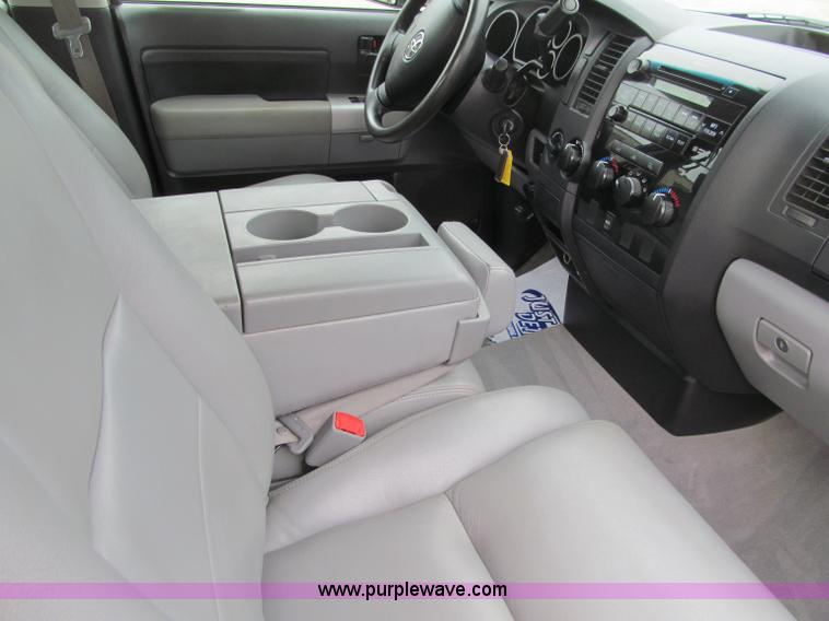 image for item G2931 2008 Toyota Tundra SR5 Double Cab pickup truck