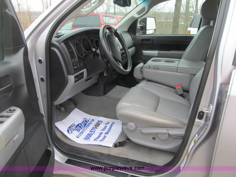 image for item G2931 2008 Toyota Tundra SR5 Double Cab pickup truck