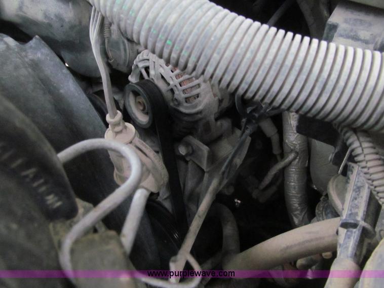 image for item G2933 2006 GMC Savana G1500 Cargo van