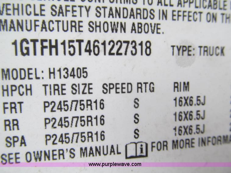 image for item G2933 2006 GMC Savana G1500 Cargo van