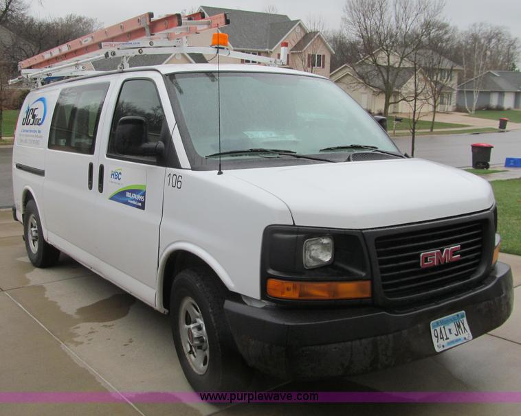 image for item G2934 2006 GMC Savana G1500 Cargo van