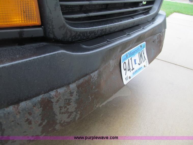 image for item G2934 2006 GMC Savana G1500 Cargo van