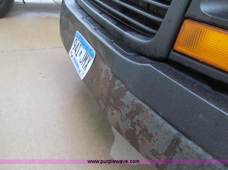 image for item G2934 2006 GMC Savana G1500 Cargo van