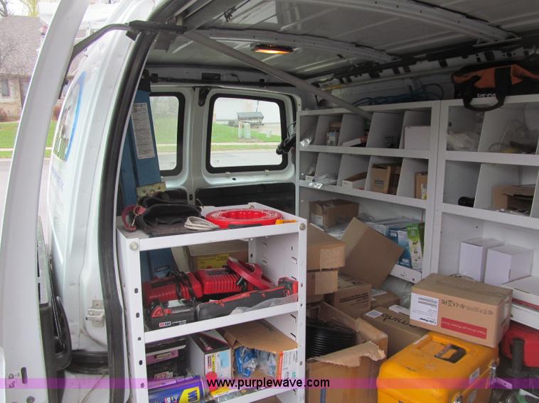 image for item G2934 2006 GMC Savana G1500 Cargo van