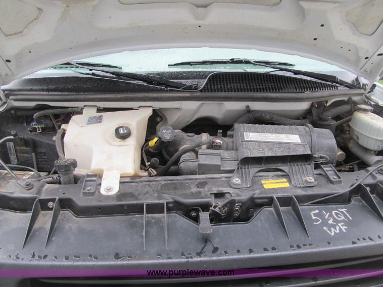 image for item G2934 2006 GMC Savana G1500 Cargo van