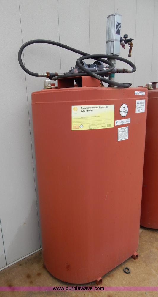 image for item AE9926 (3) bulk oil tanks