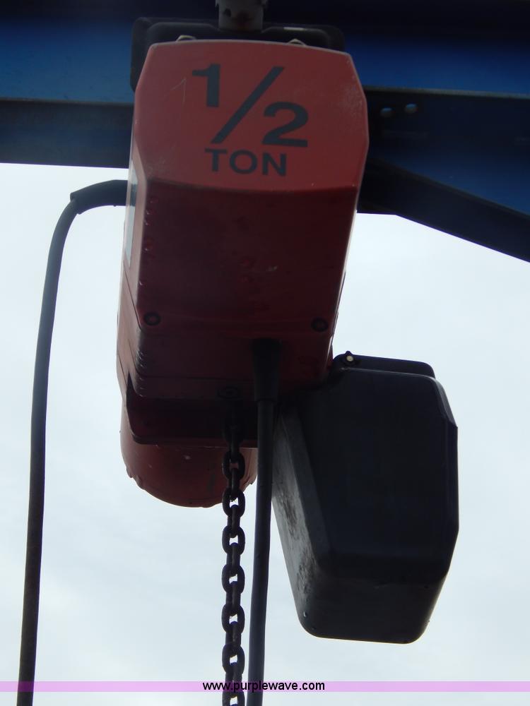 image for item AE9930 Gentry crane