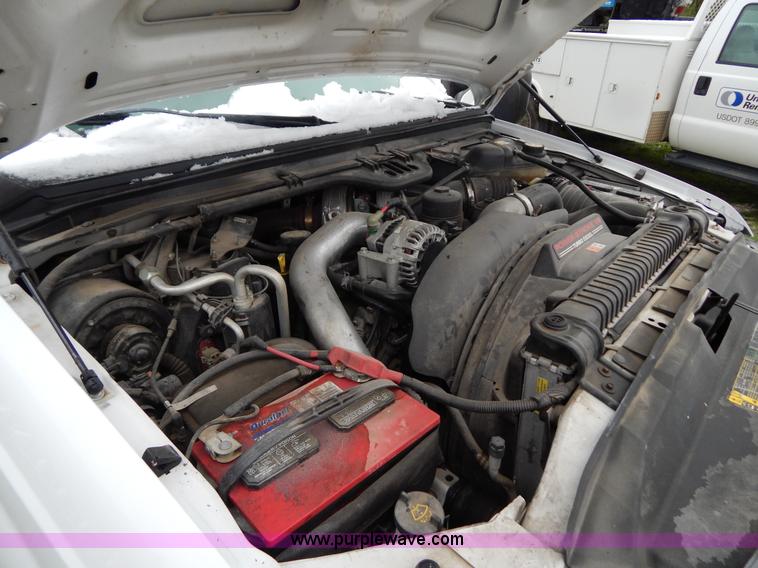 image for item G3180 2004 Ford F550 service truck