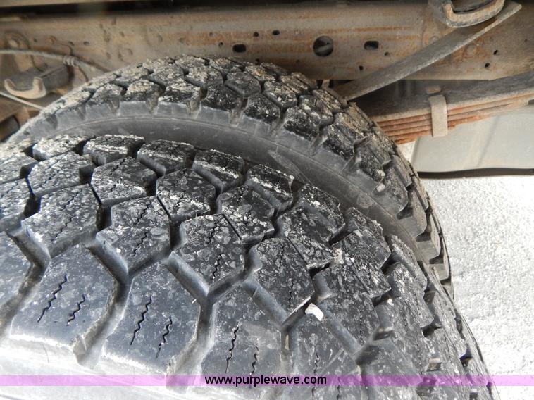 image for item G3193 2006 Ford F550 XL service truck