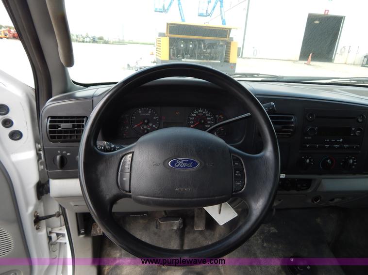 image for item G3193 2006 Ford F550 XL service truck