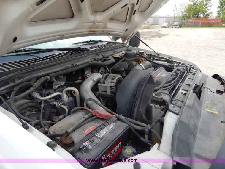 image for item G3193 2006 Ford F550 XL service truck