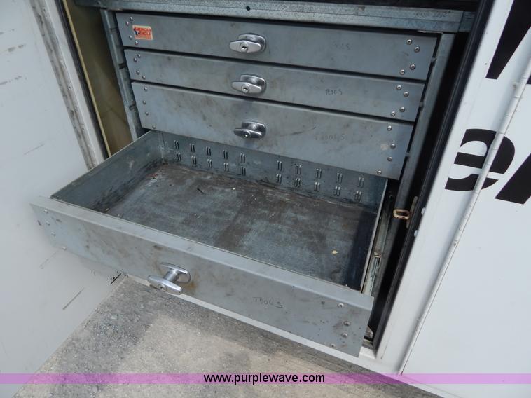 image for item G3193 2006 Ford F550 XL service truck