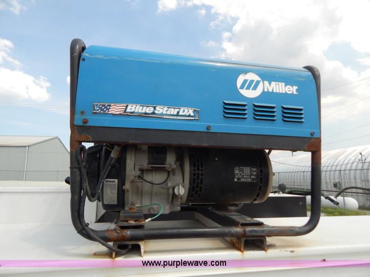 image for item G3193 2006 Ford F550 XL service truck