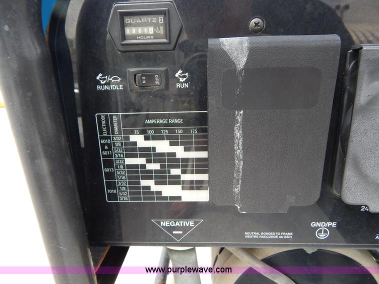 image for item G3193 2006 Ford F550 XL service truck