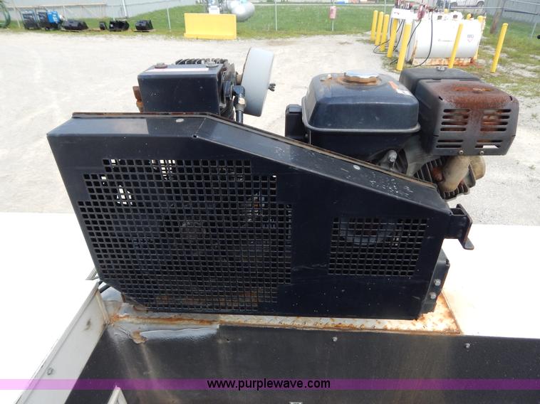 image for item G3193 2006 Ford F550 XL service truck