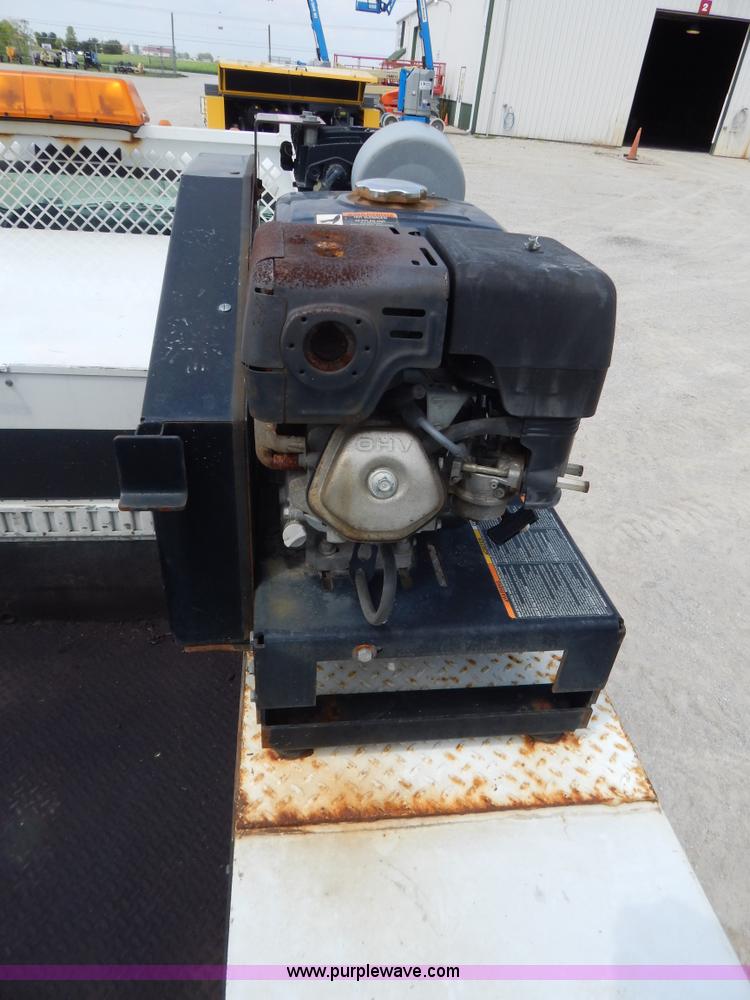 image for item G3193 2006 Ford F550 XL service truck