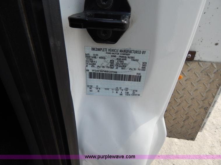 image for item G3193 2006 Ford F550 XL service truck